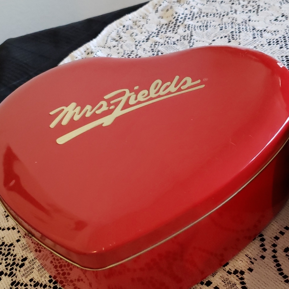 Mrs. Fields Red Heart Metal Cookie Container. - Picture 2 of 5